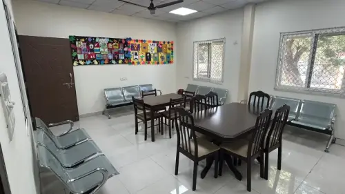 school-tour-4